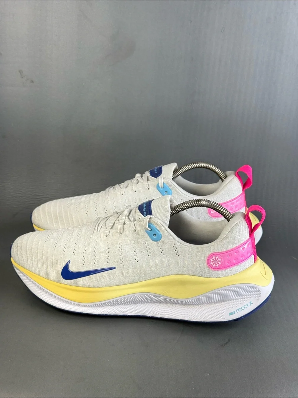 Nike ReactX Infinity Run 4 Photon Dust Saturn Gold Deep Royal mens size 10.5